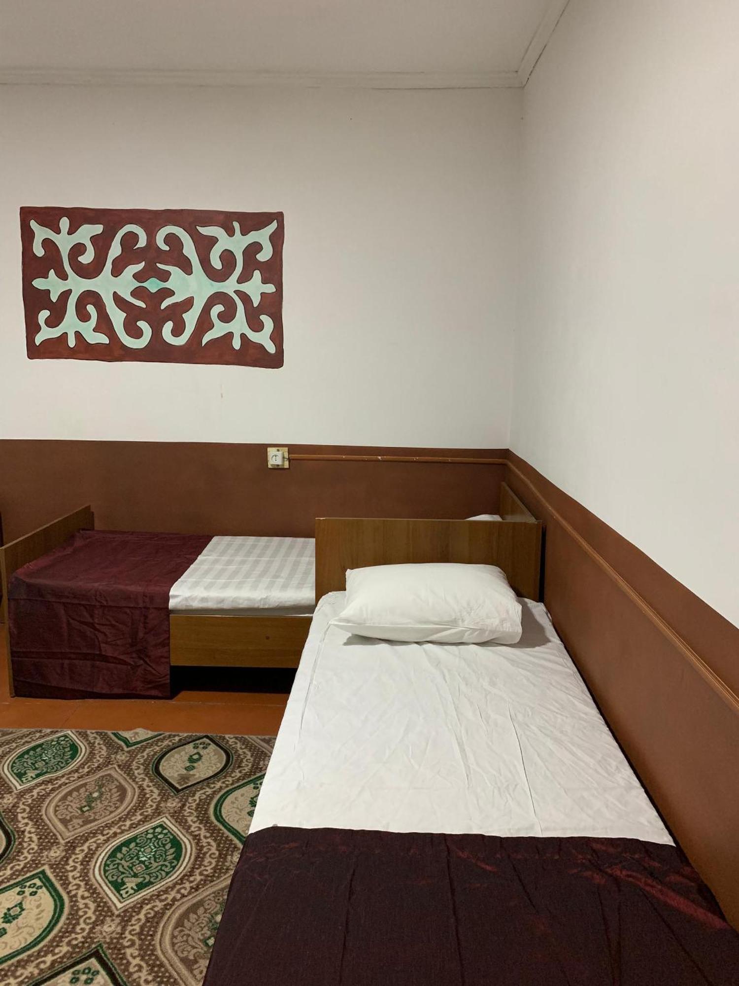 Bozui Hostel Бишкек Екстериор снимка
